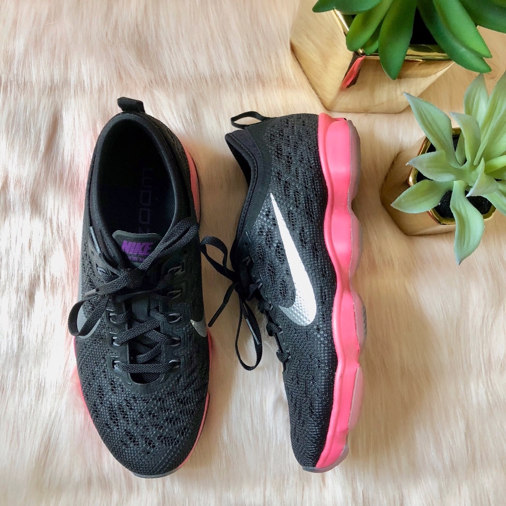 NWOB Nike Zoom Sneakers